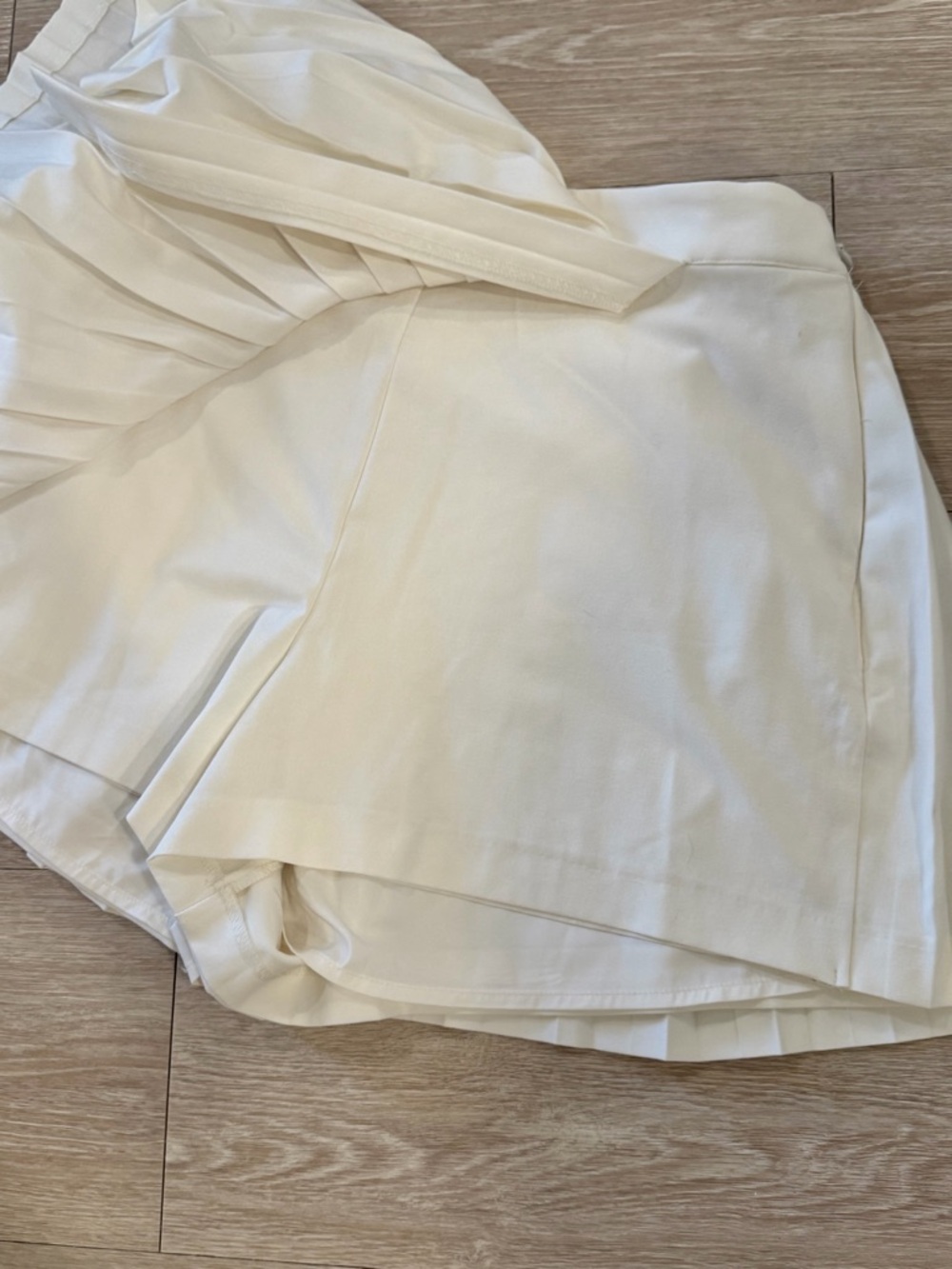 Abercrombie & Fitch Pleated Tennis Skort LG - Picture 5 of 7